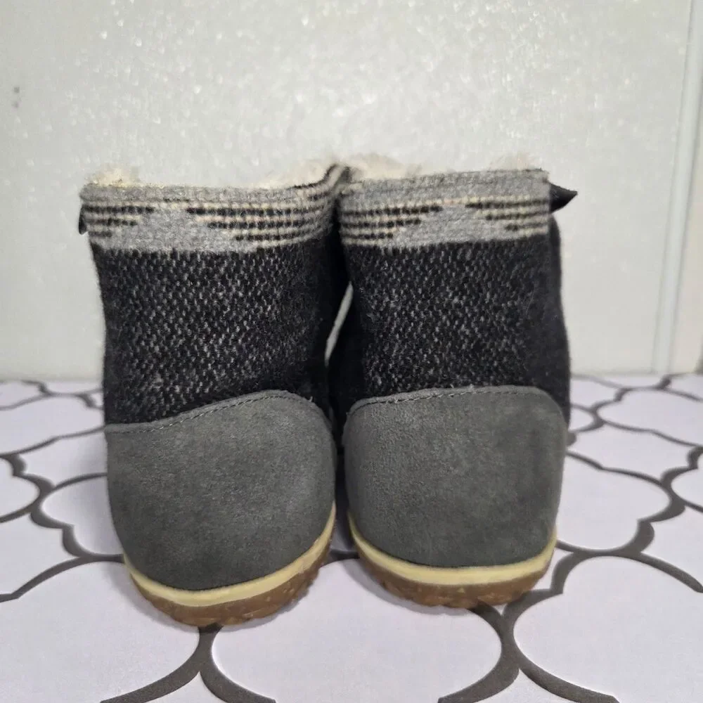 Minnetonka Womens Torrey Slipper Boot Grey Suede Boho Aztec Tribal Bootie Fur 7